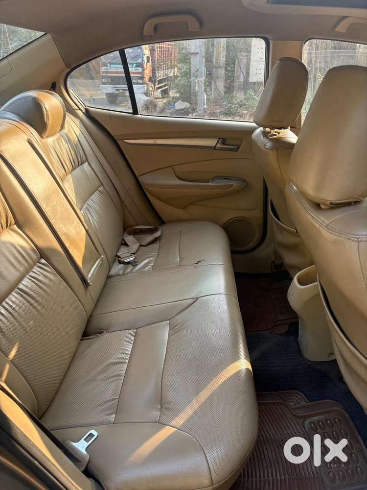 Honda City I -vtec Top Model Petrol Manual Car 2011