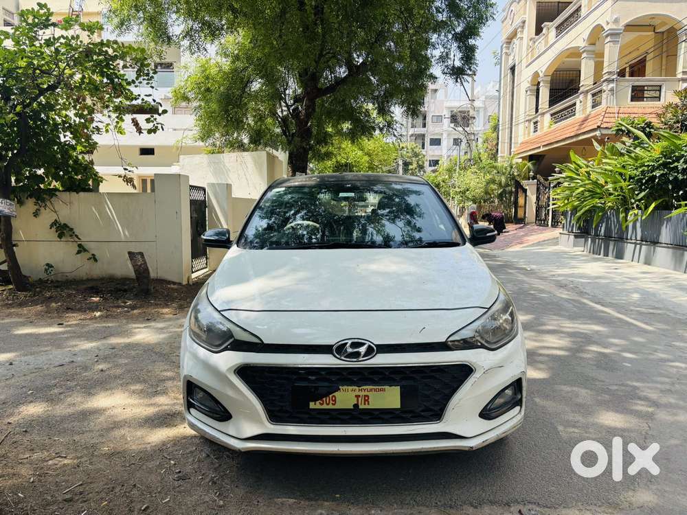 Hyundai I20 Sportz Plus Dual Tone, 2020, Petrol