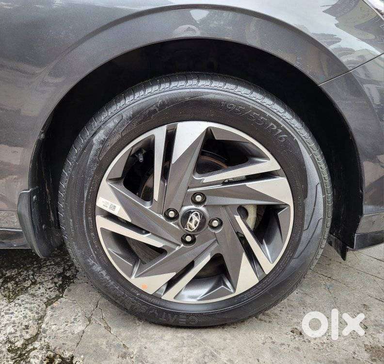 Hyundai New I20 1.2 Asta (o) Mt, 2023, Petrol