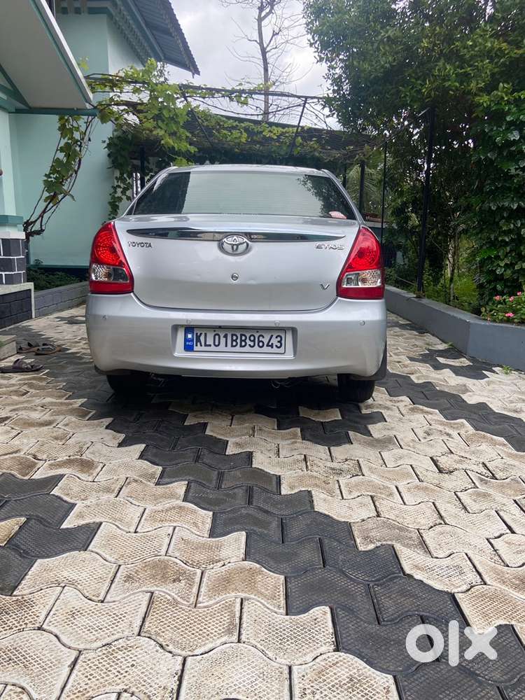  Toyota Etios V (top Variant)  2011  Petrol  Excellent Condition