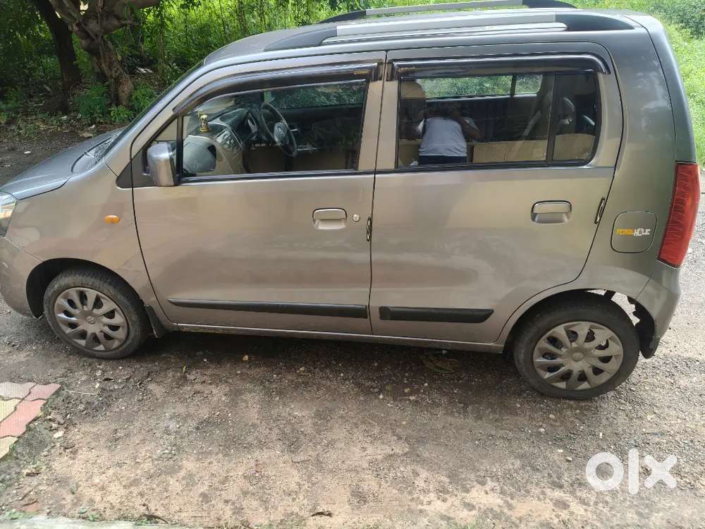 Maruti Suzuki Wagon R Vxi Petrol 2014