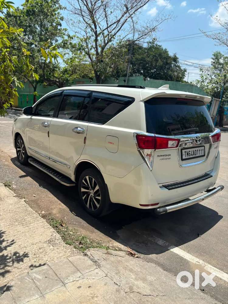 Toyota Innova Crysta 2.4 2021