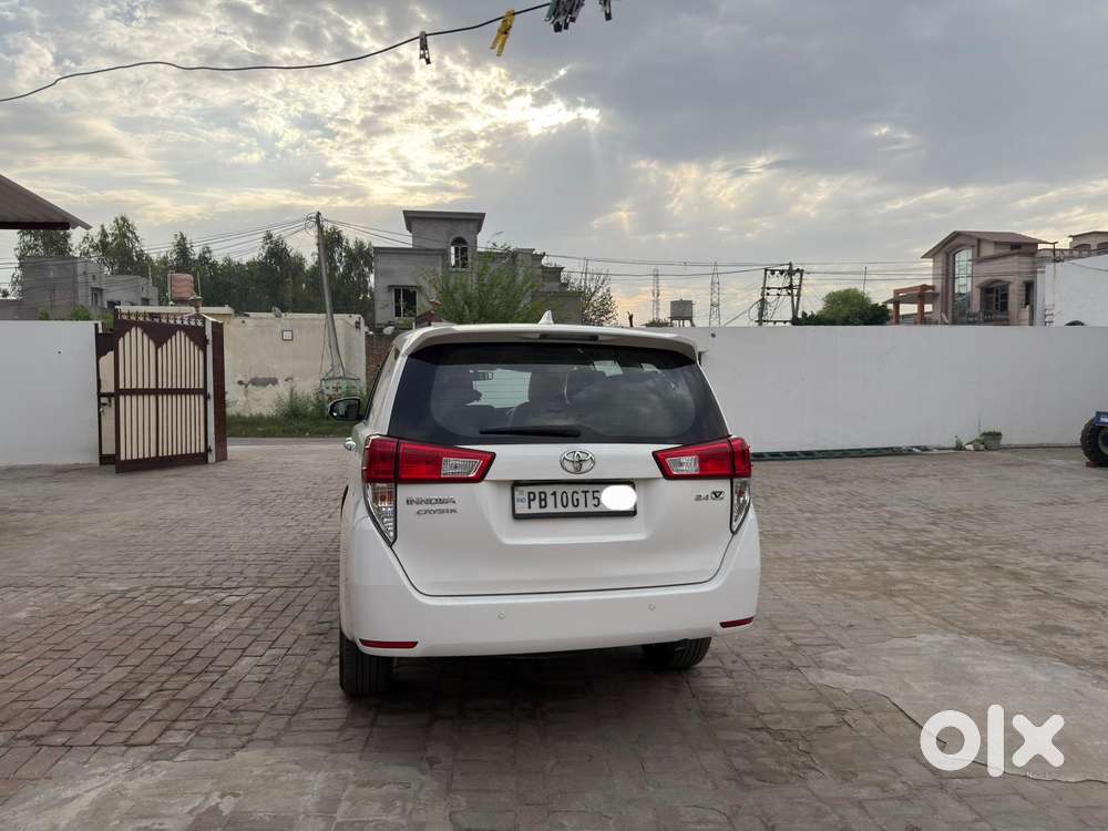 Toyota Innova Crysta 2.4 V, 2018, Diesel