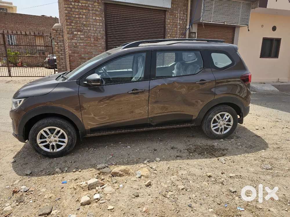 Renault Triber Rxt Petrol Mt 1.0l Ece