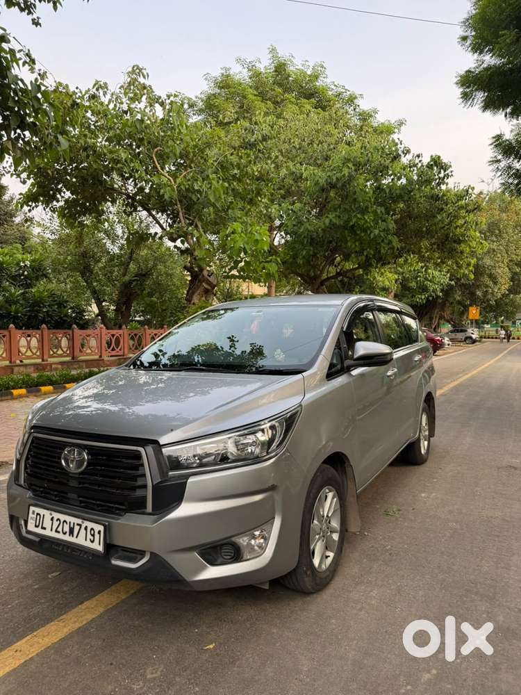 Toyota Innova Crysta 2.4 G Mt, 2023, Diesel