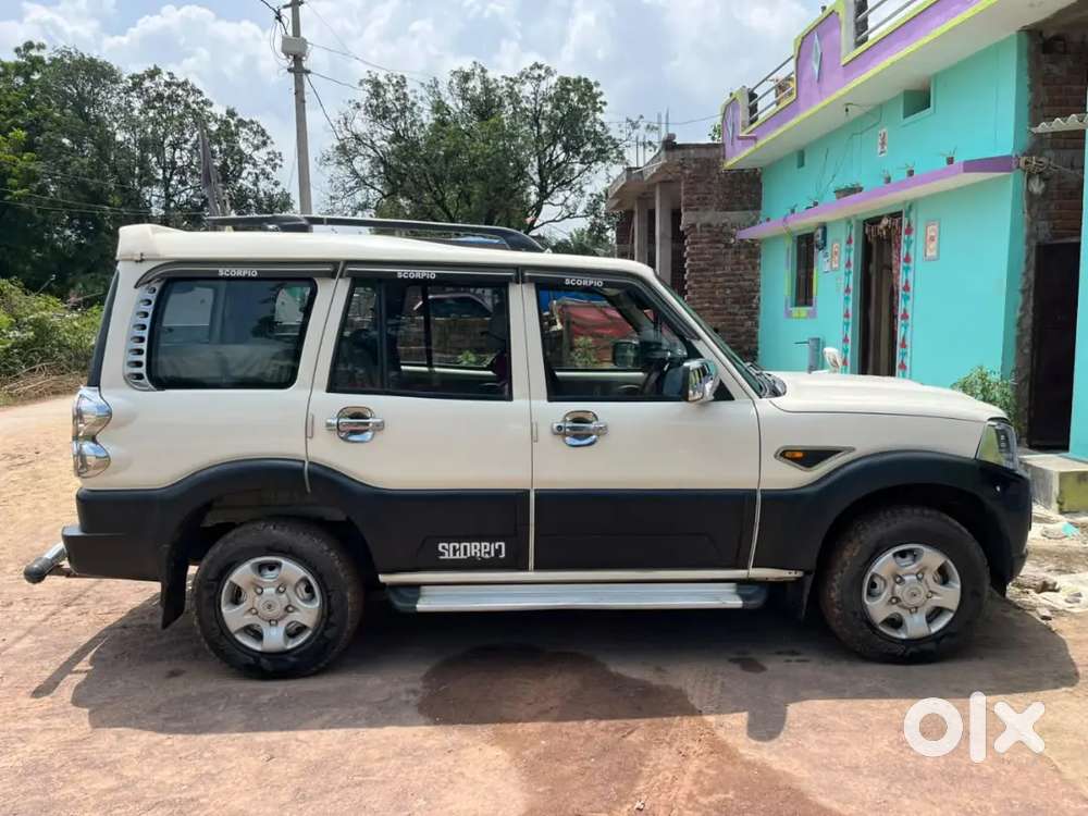 Mahindra Scorpio Diesel 2017