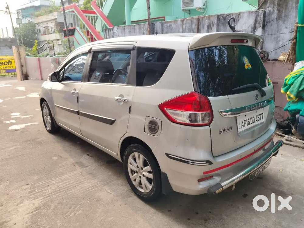 Maruti Suzuki Ertiga 2016 Diesel 151410 Km Driven