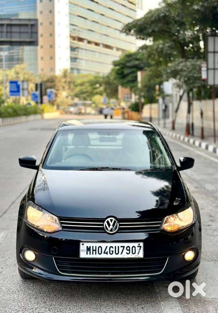 Volkswagen Vento 1.5 Highline Plus At 16 Alloy, 2015, Petrol