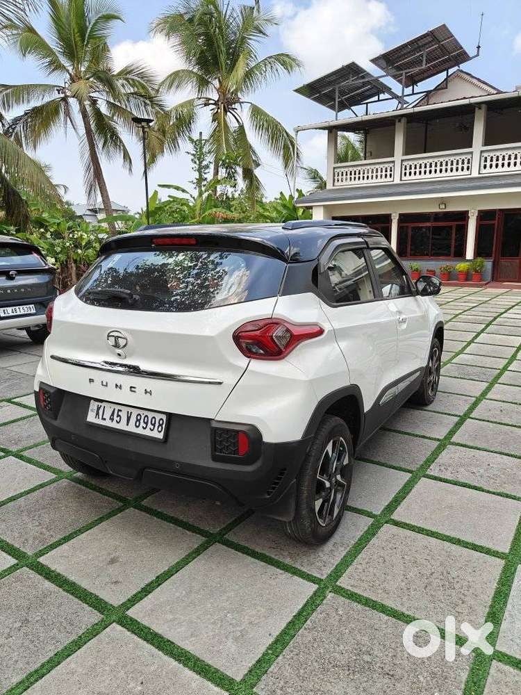 Tata Punch Accomplished Amt, 2022, Petrol