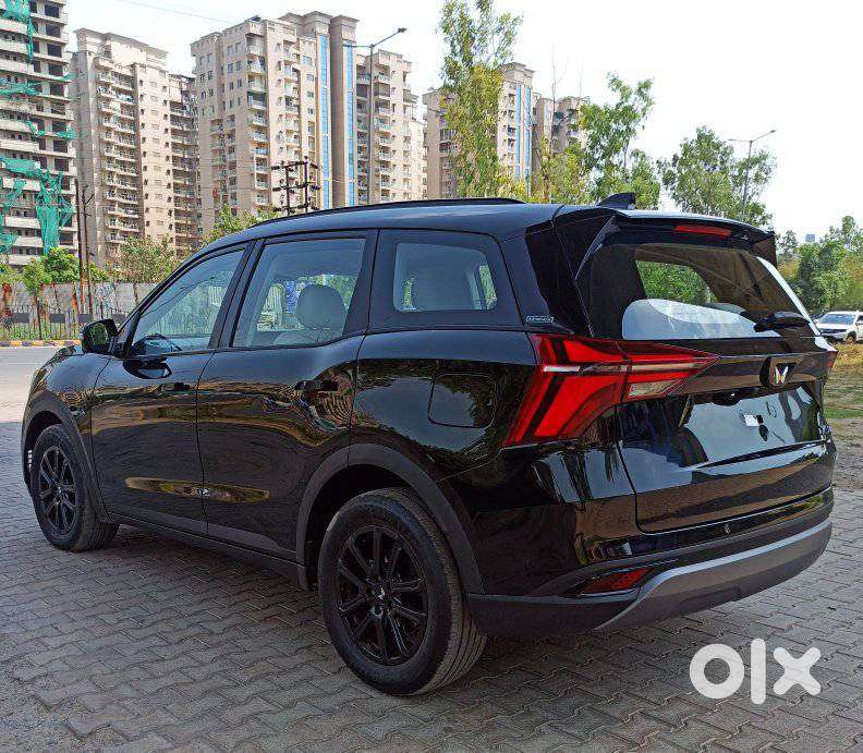 Mahindra Xuv700 2.2 Ax 7 Diesel At Luxury Pack Str Awd, 2026, Diesel