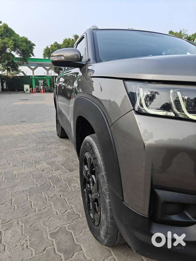 Maruti Suzuki Brezza 1.5 Zxi Smart Hybrid Dual Tone, 2023, Petrol