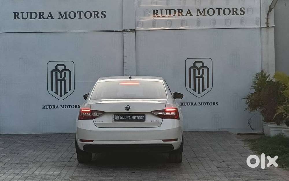 Skoda Superb Style 1.8, 2018, Petrol