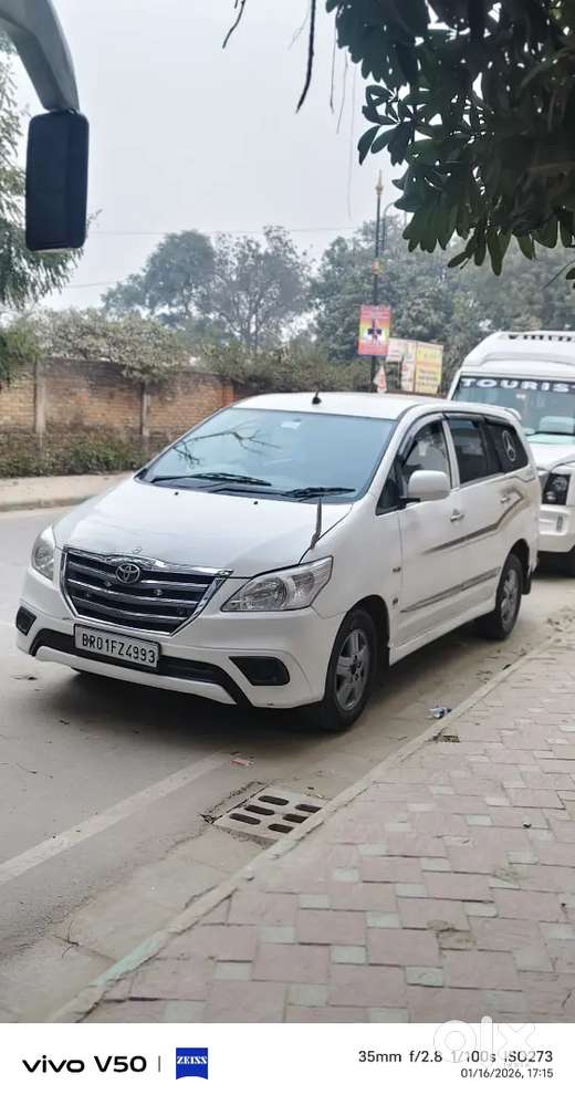 Toyota Innova 2008 Diesel Well Maintained
