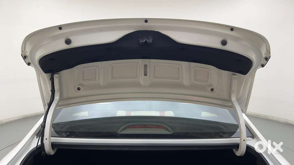Hyundai Verna [ ] Fluidic 4s 1.6 Crdi Sx (o) At, 2019, Petrol