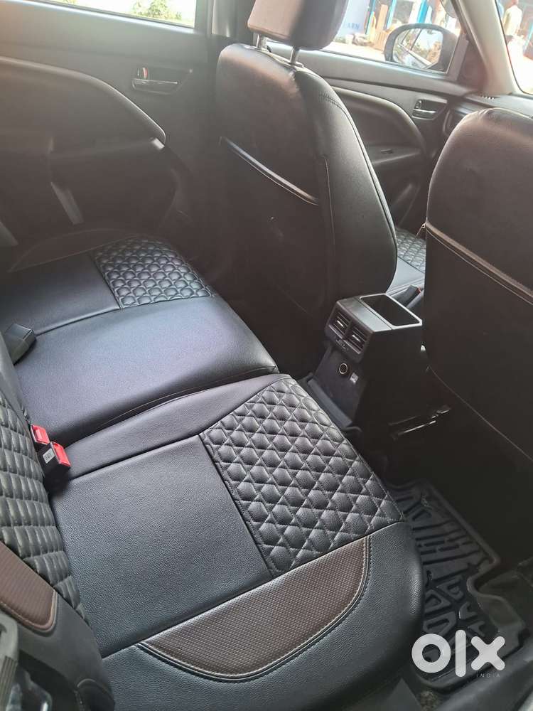 Maruti Suzuki Brezza 1.5 Zxi At Smart Hybrid, 2024, Petrol