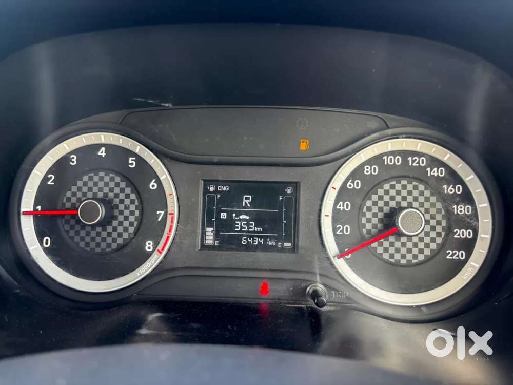 Hyundai Aura 1.2 Sx Cng, 2022, Cng & Hybrids