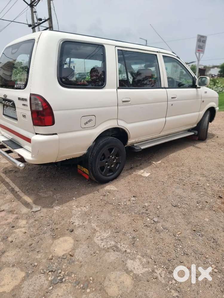 Chevrolet Tavera Diesel 2014 Third Owner