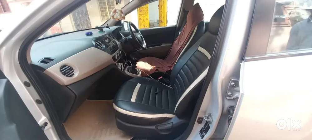 Hyundai Xcent 2016 Running In Ola And Uber