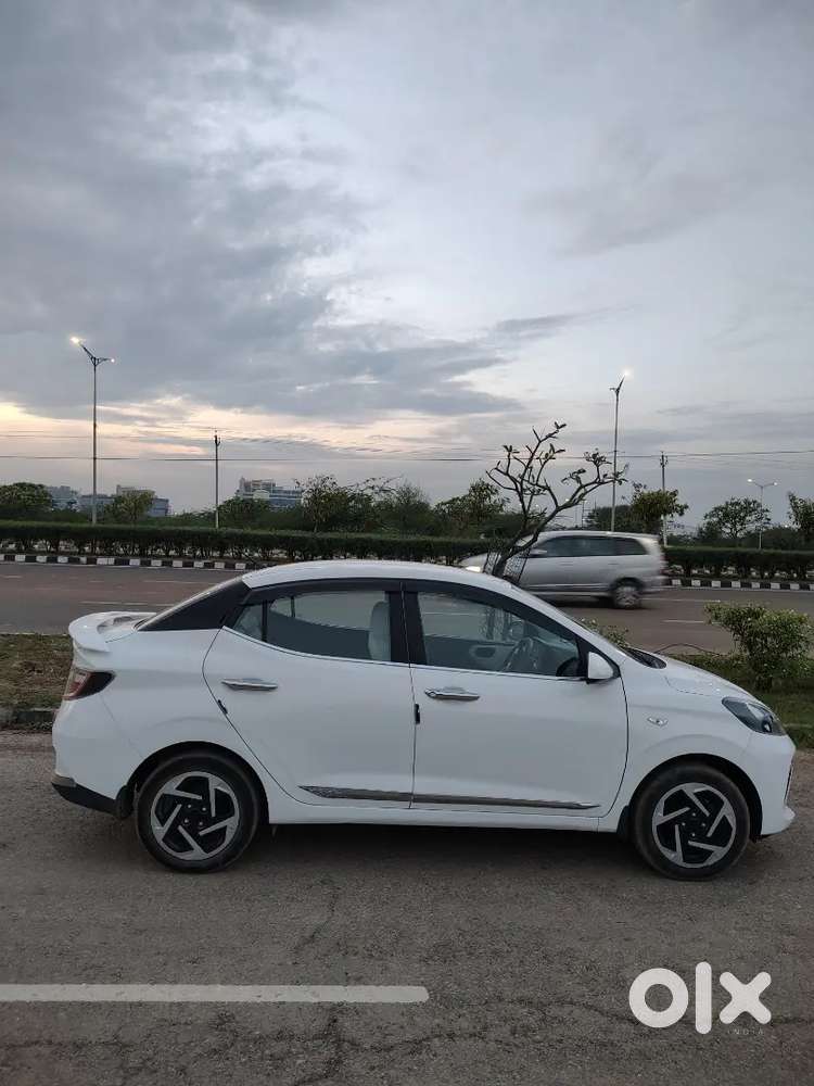 Hyundai Aura S 2024 Cng & Hybrids Only 60000 Km Driven
