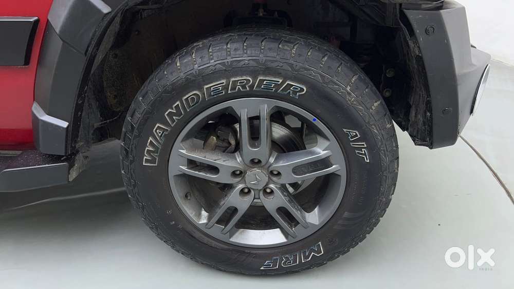 Mahindra Thar Lx Hard Top Petrol Mt 4wd, 2023, Petrol