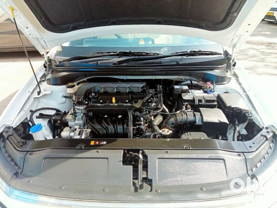 Hyundai Verna 1.5 Sx Ivt, 2025, Petrol