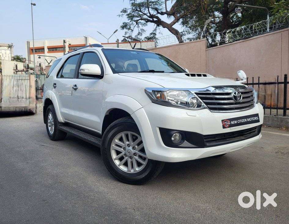 Toyota Fortuner 3.0 4x2 Mt, 2012