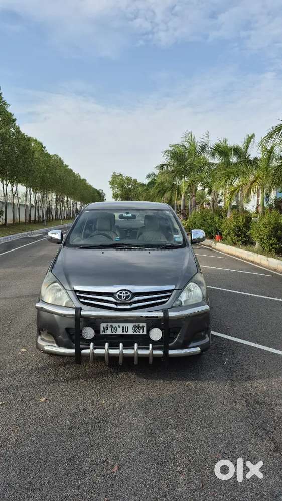 Innova 2009 V Version