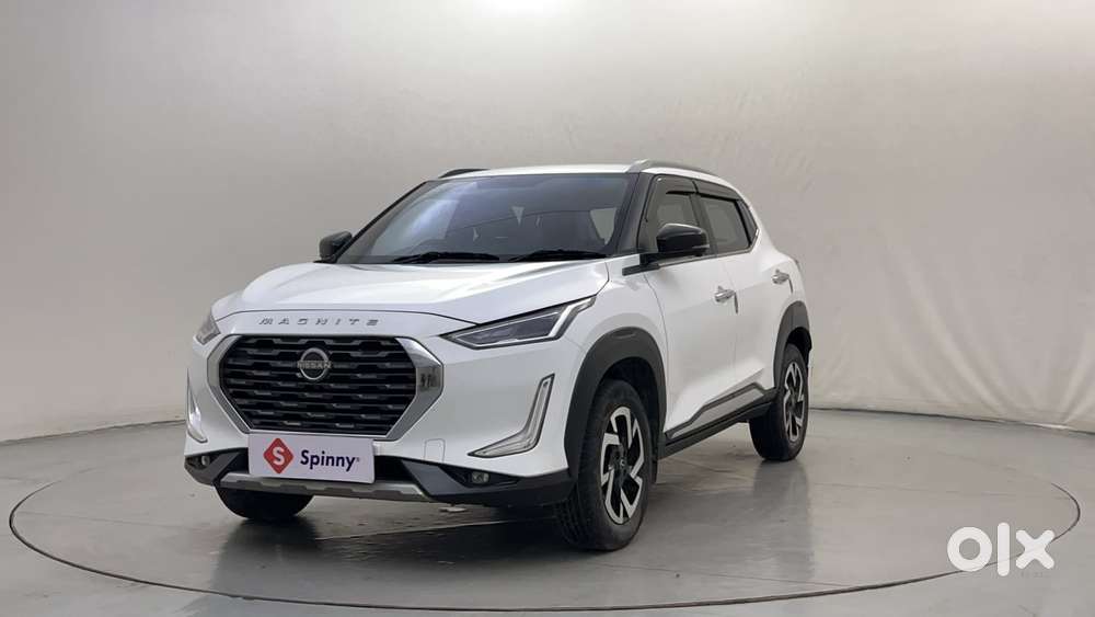 Nissan Magnite 1.0 Xv Premium, 2024, Petrol