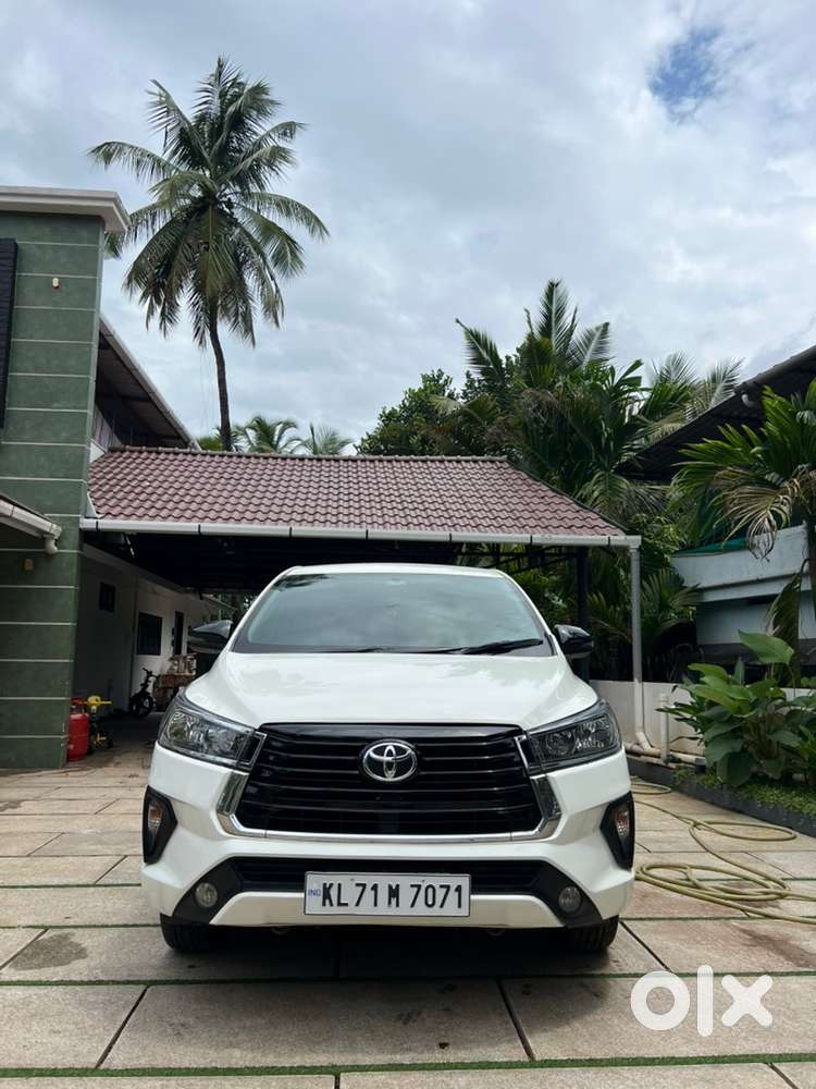 Toyota Innova Crysta 2016-2017 Diesel