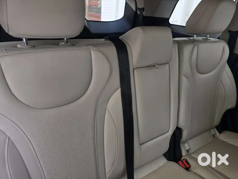 Mahindra Xuv700 Diesel Manual 2025