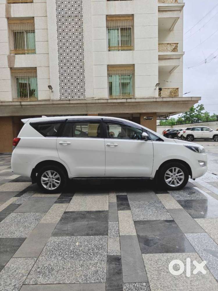 Toyota Innova Crysta 2.4 G Mt 8s, 2020, Diesel