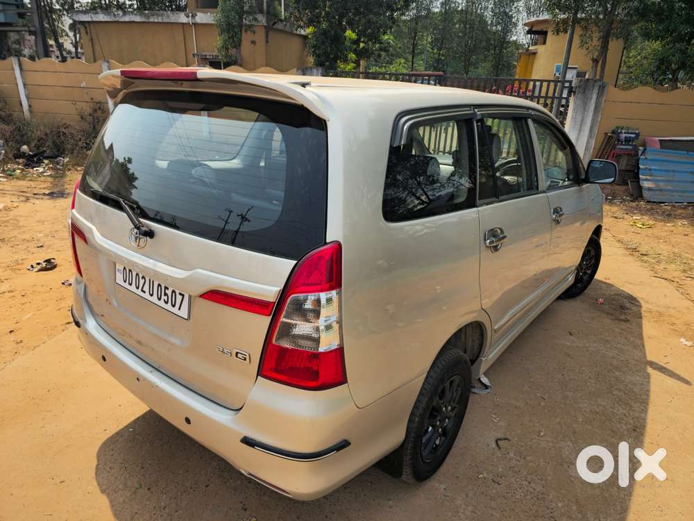 Toyota Innova 2.5 G (diesel) 8 Seater, 2015, Diesel