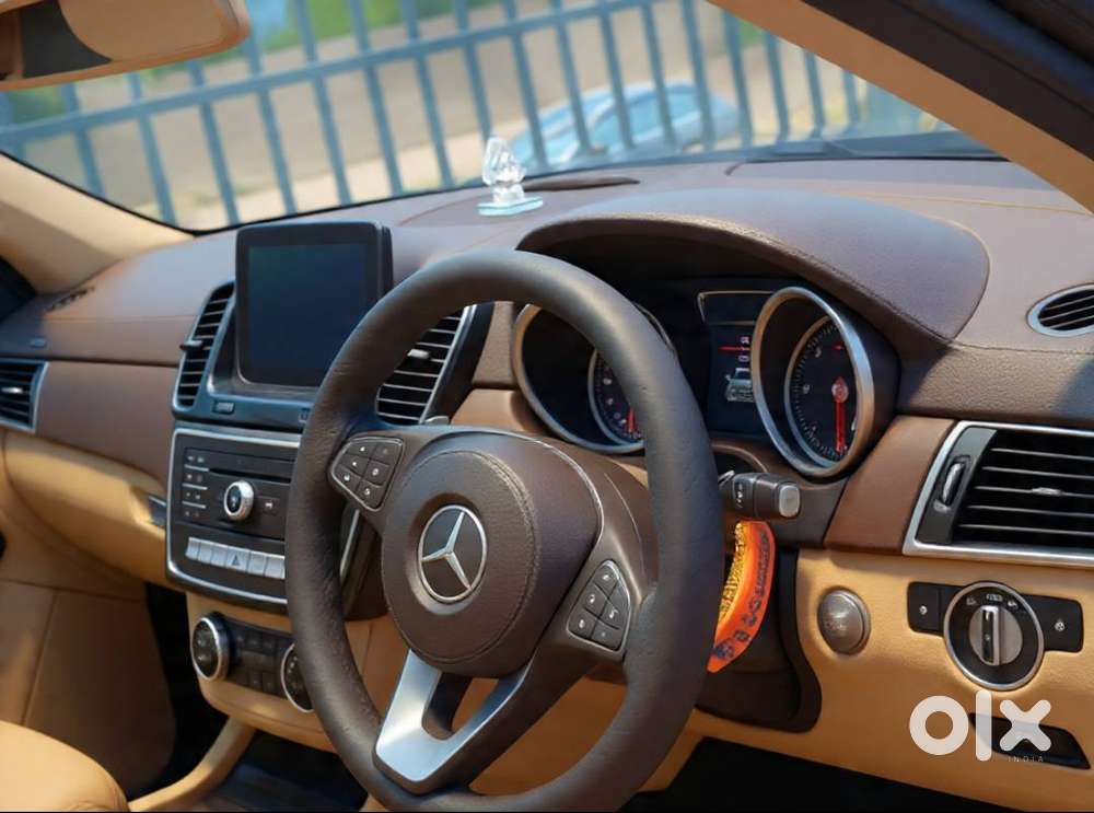 Mercedes-benz Gls 2017 Year