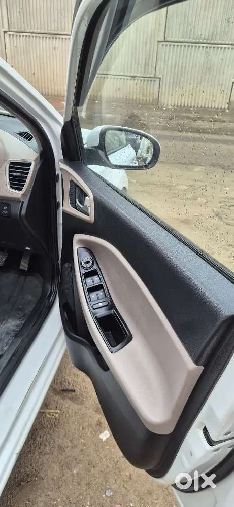 Hyundai I20 2018 Cng & Hybrids 95000 Km Driven
