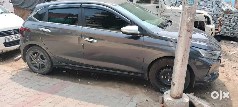 Hyundai New I20 2021 Sportz Mt Dual Tone
