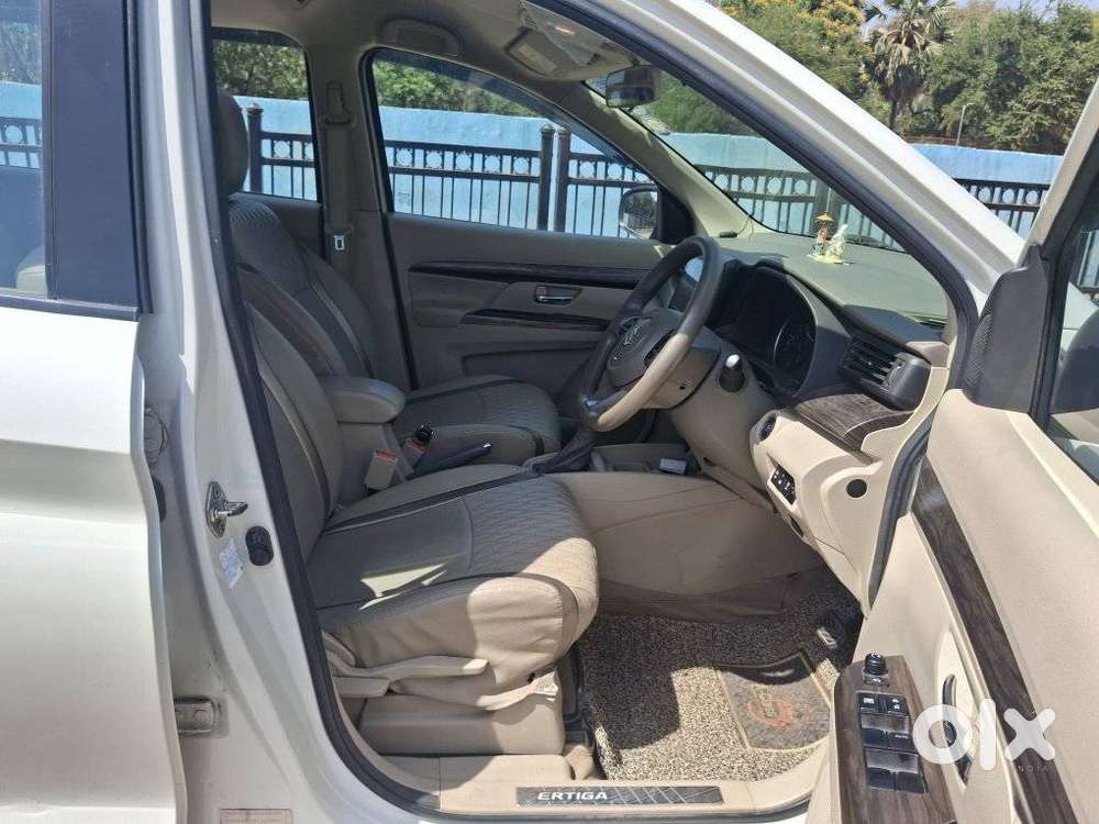Maruti Suzuki Ertiga Zxi At, 2020, Petrol