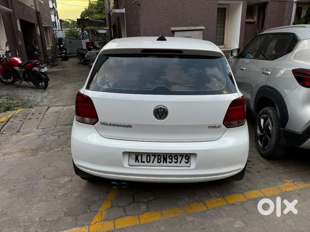 Volkswagen Polo 2011 Car