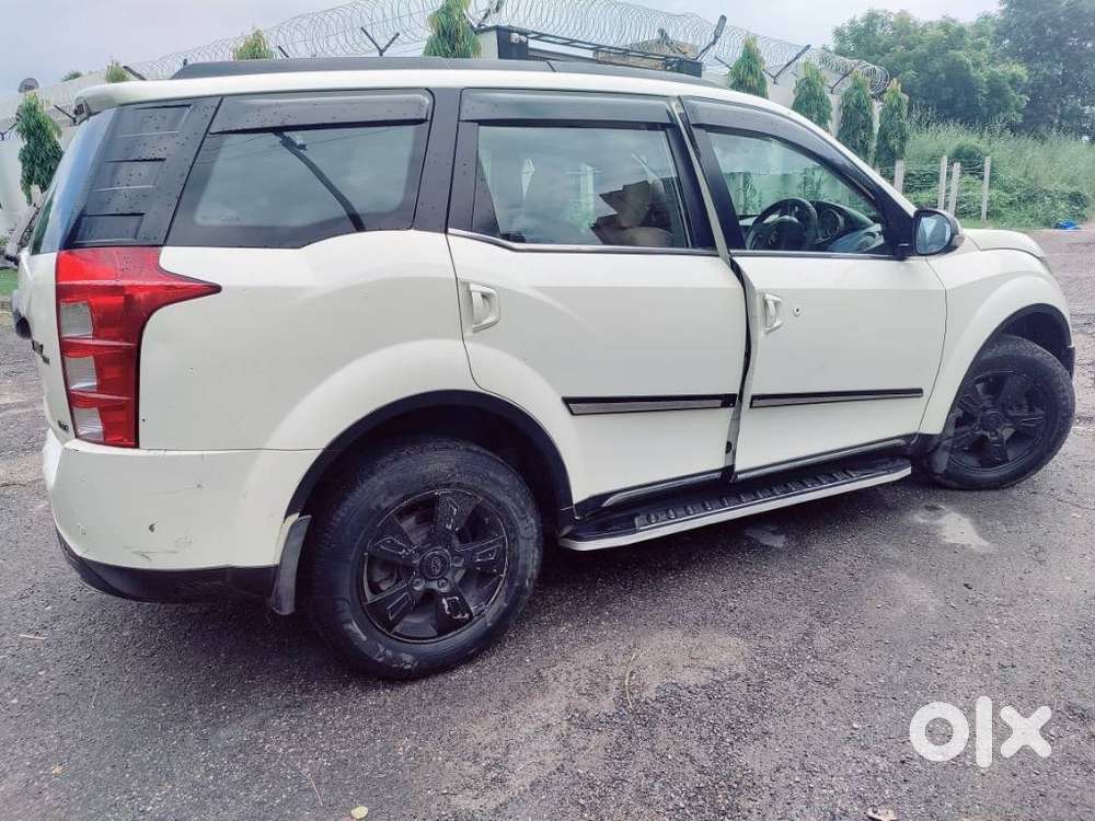 Mahindra Xuv500 At W6 2wd, 2018, Diesel