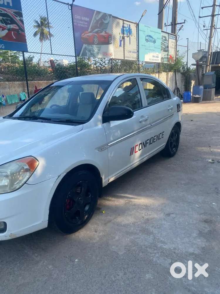 Hyundai Verna 2009 Diesel Well Maintained