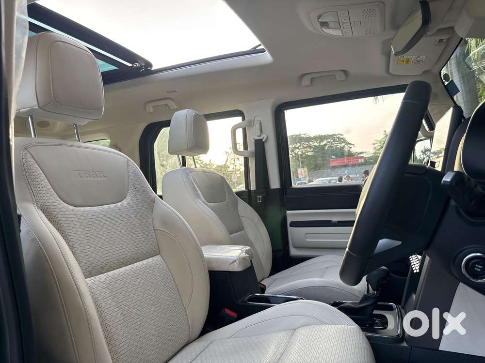 Mahindra Thar Roxx Ax7 L Petrol At 2wd, 2026, Petrol