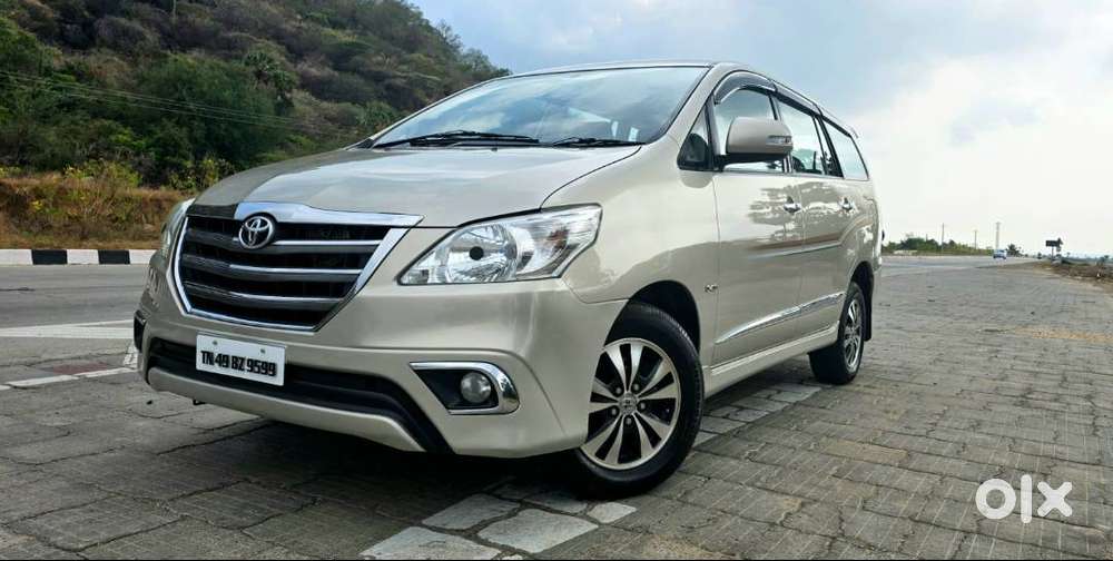 Toyota Innova 2.5 Z 87540 Km Driven