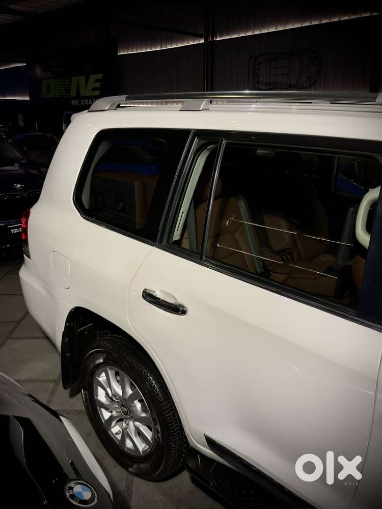 Toyota Land Cruiser [2015-2020] 4.5 Vx Lc 200, 2018, Diesel