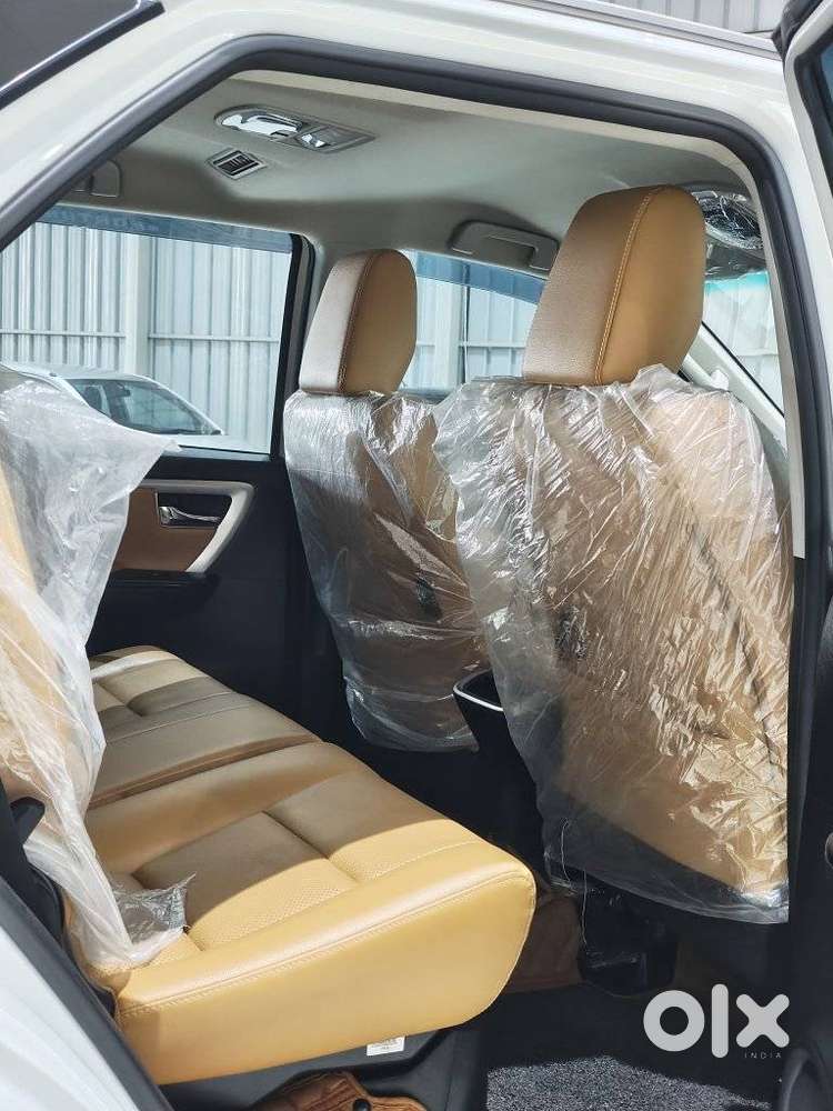 Toyota Fortuner 4x2 At 2.8 Diesel, 2023, Diesel