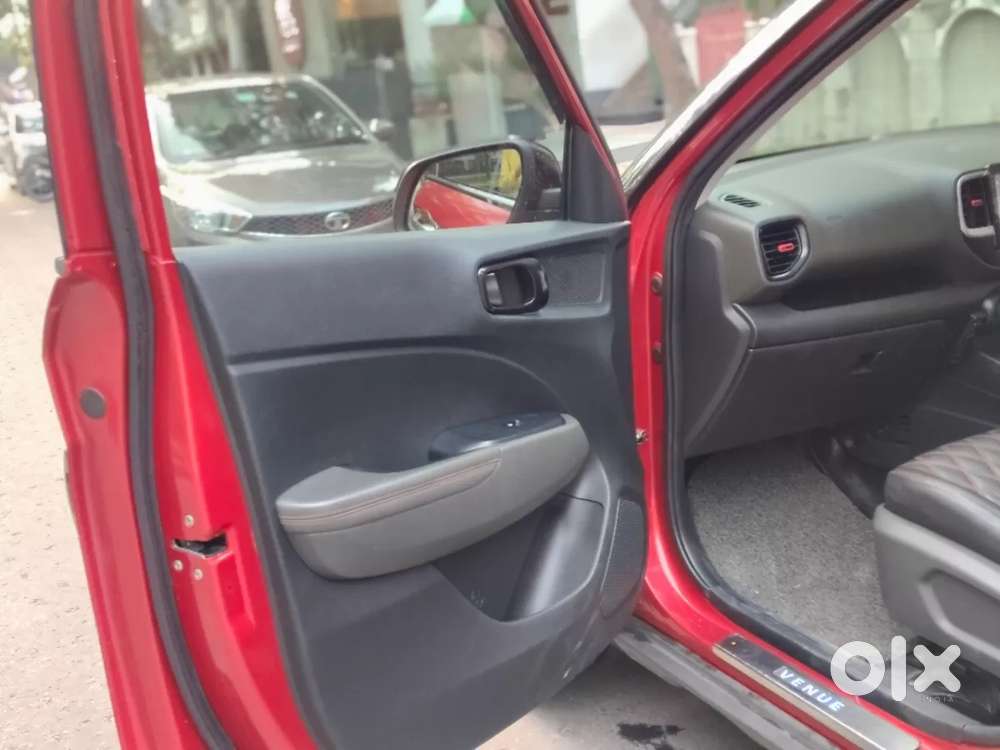 Hyundai Venue Sx Dual Tone Turbo, 2019, Petrol
