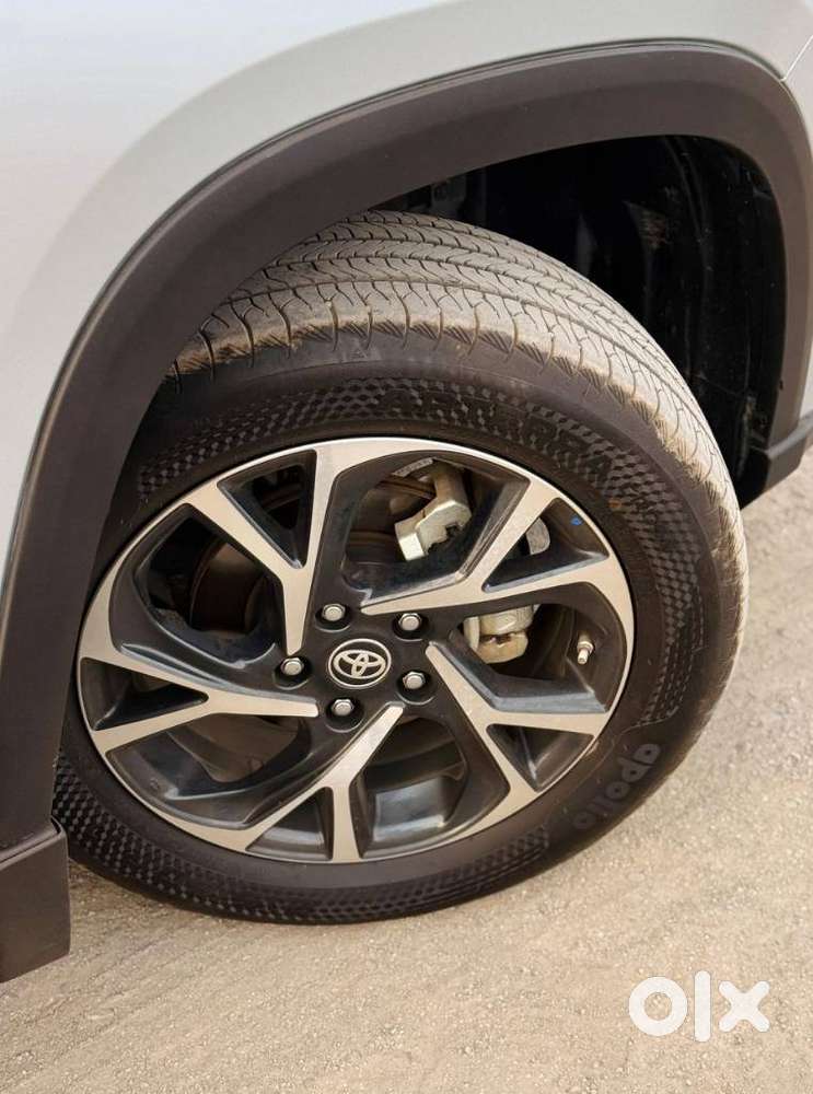 Toyota Urban Cruiser Hyryder 1.5 V Hybrid, 2024, Petrol