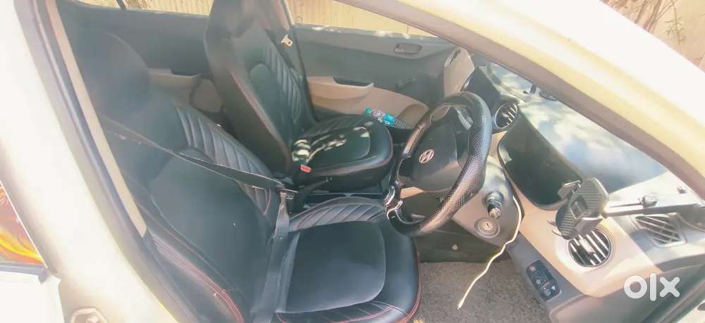 Hyundai Xcent 2016