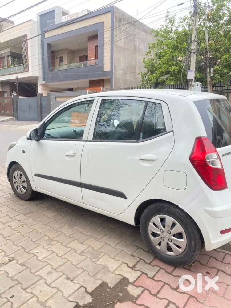 Very Good Condition Neat And Clean New Battery