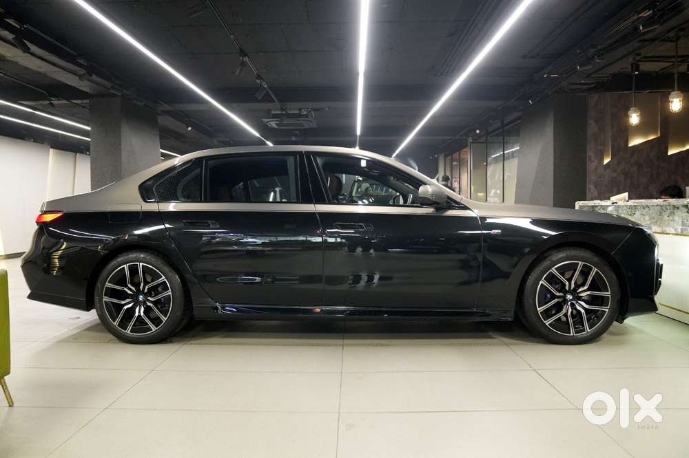 Bmw 7 Series 740i M Sport Petrol Automatic, 2023, Petrol