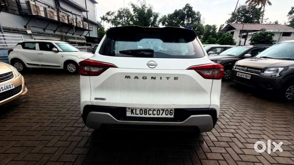Nissan Magnite Xv Turbo, 2023, Petrol