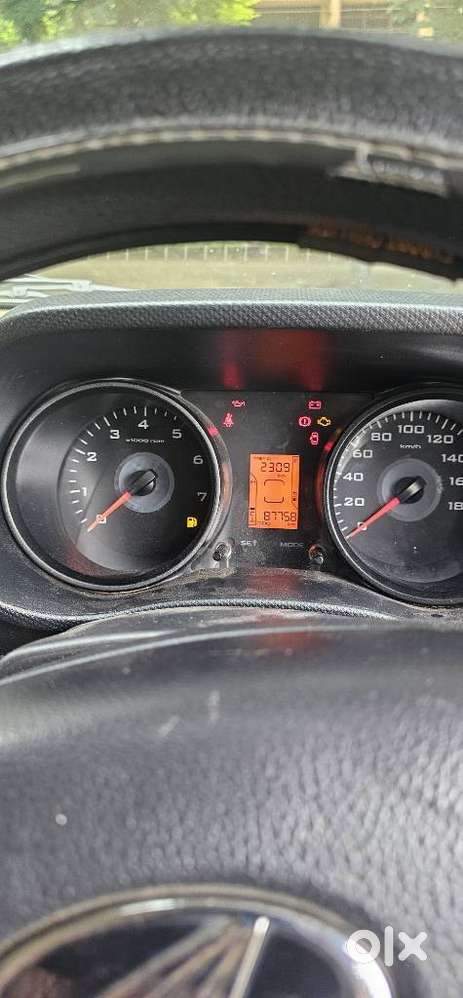 Mahindra Tuv 300 T6 Plus, 2018, Diesel